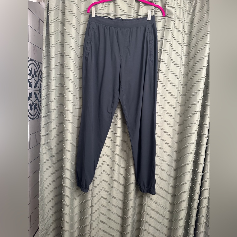 Lululemon men’s jogger pants size M